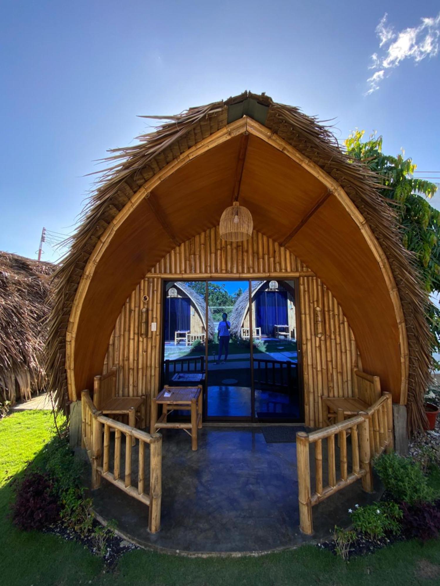 East Holiday Resort Moalboal Exterior foto