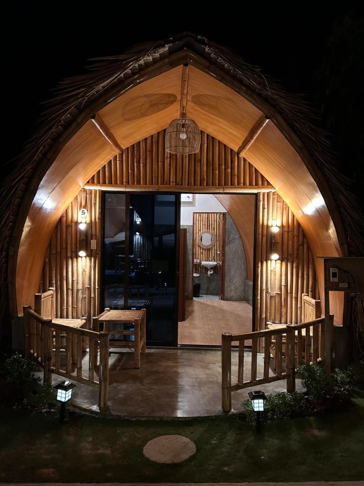 East Holiday Resort Moalboal Exterior foto
